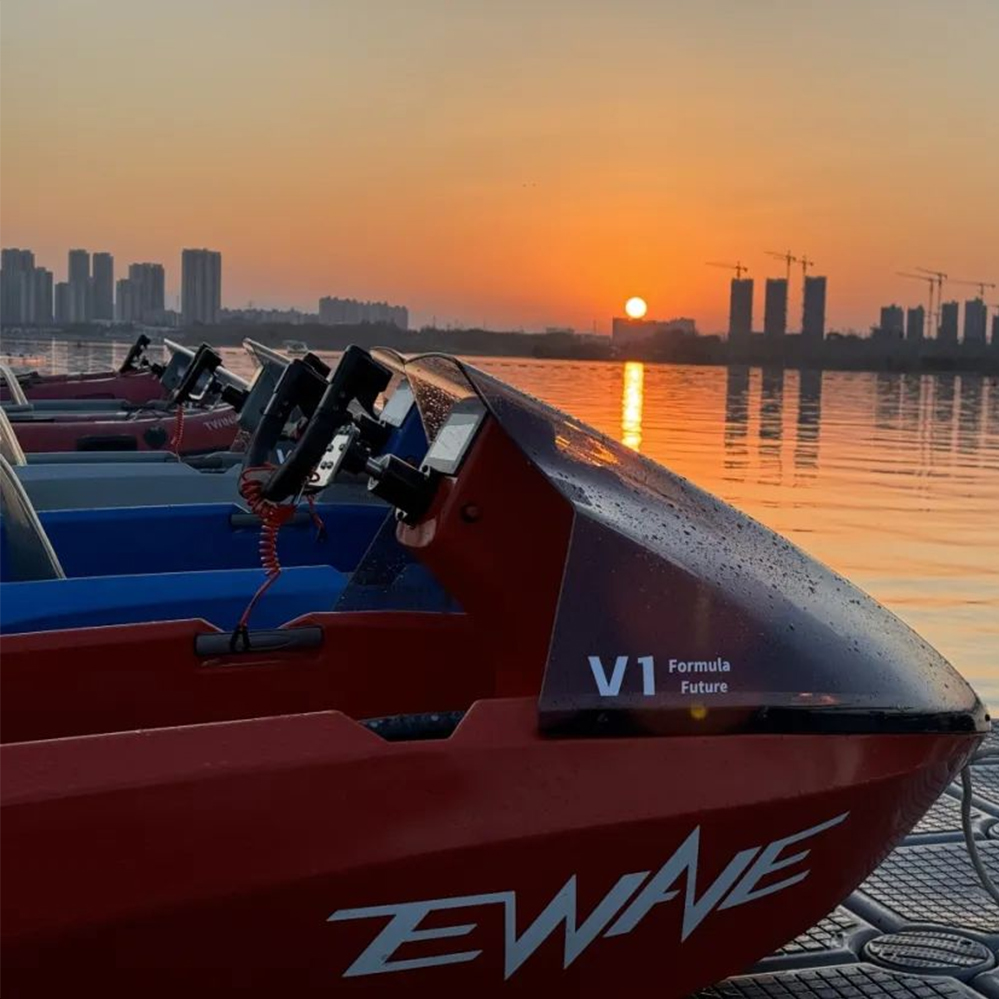 Scenic AreaTheme ParkNew Made  - Rc Boat avis et prix