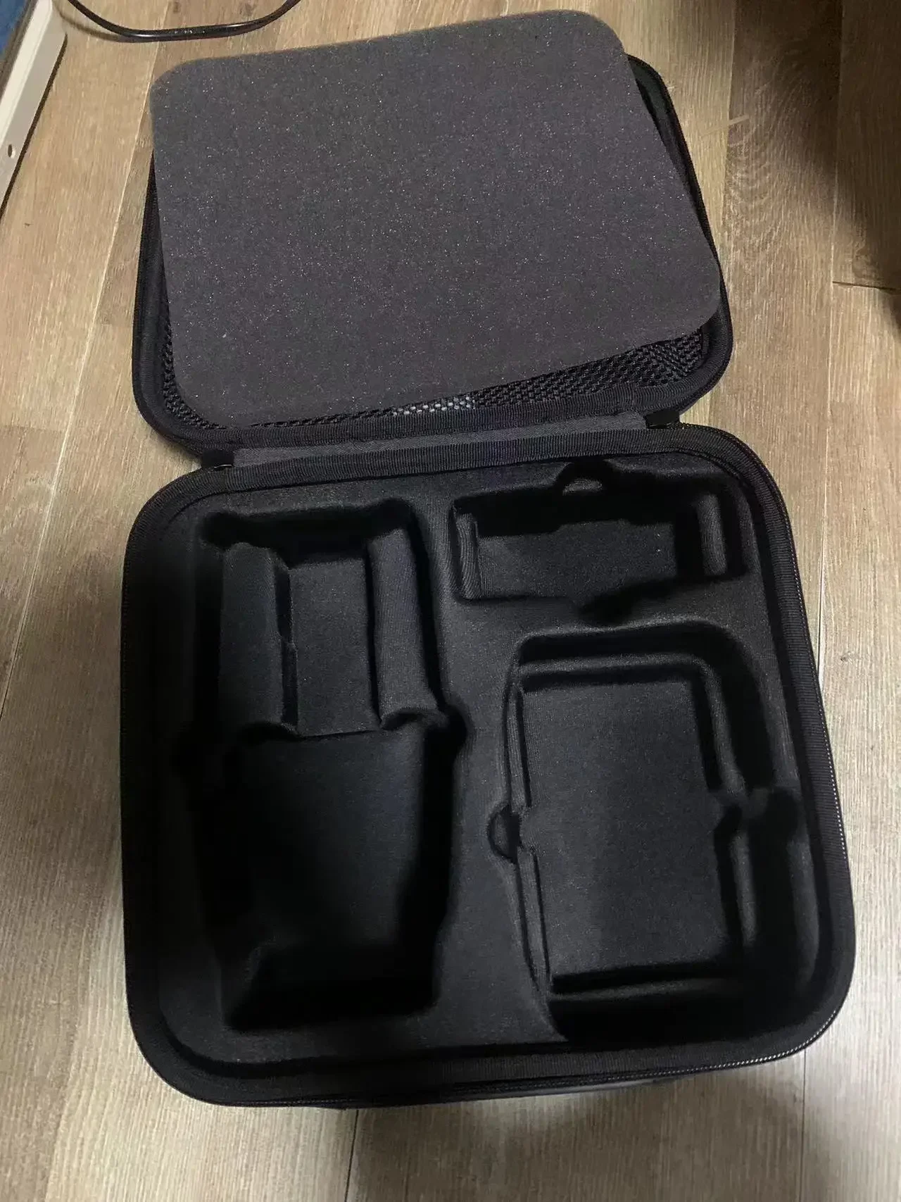 YUNX Portable Hard Storage Sui - Drone F22 Rc avis et prix